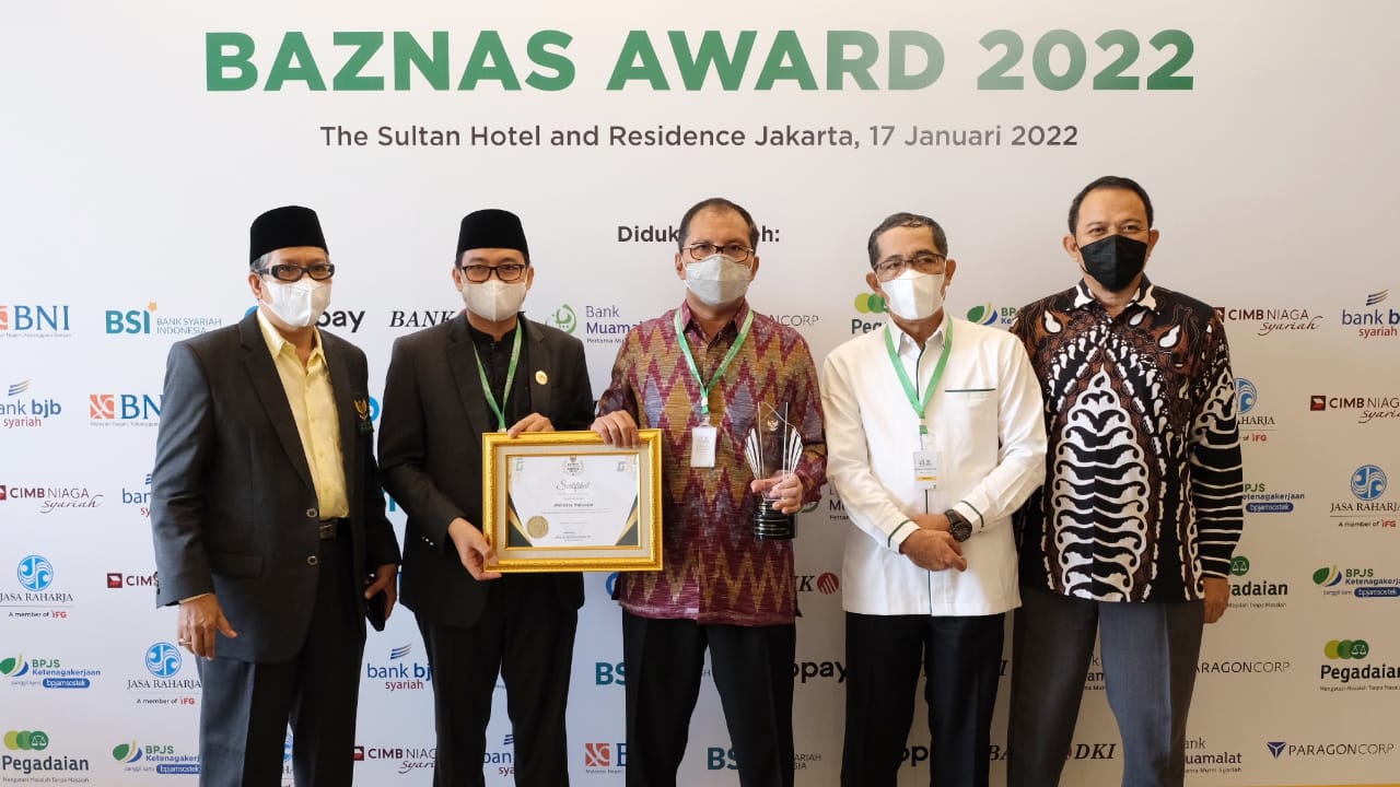 Baznas Award 2022, Wali Kota Danny Raih Penghargaan